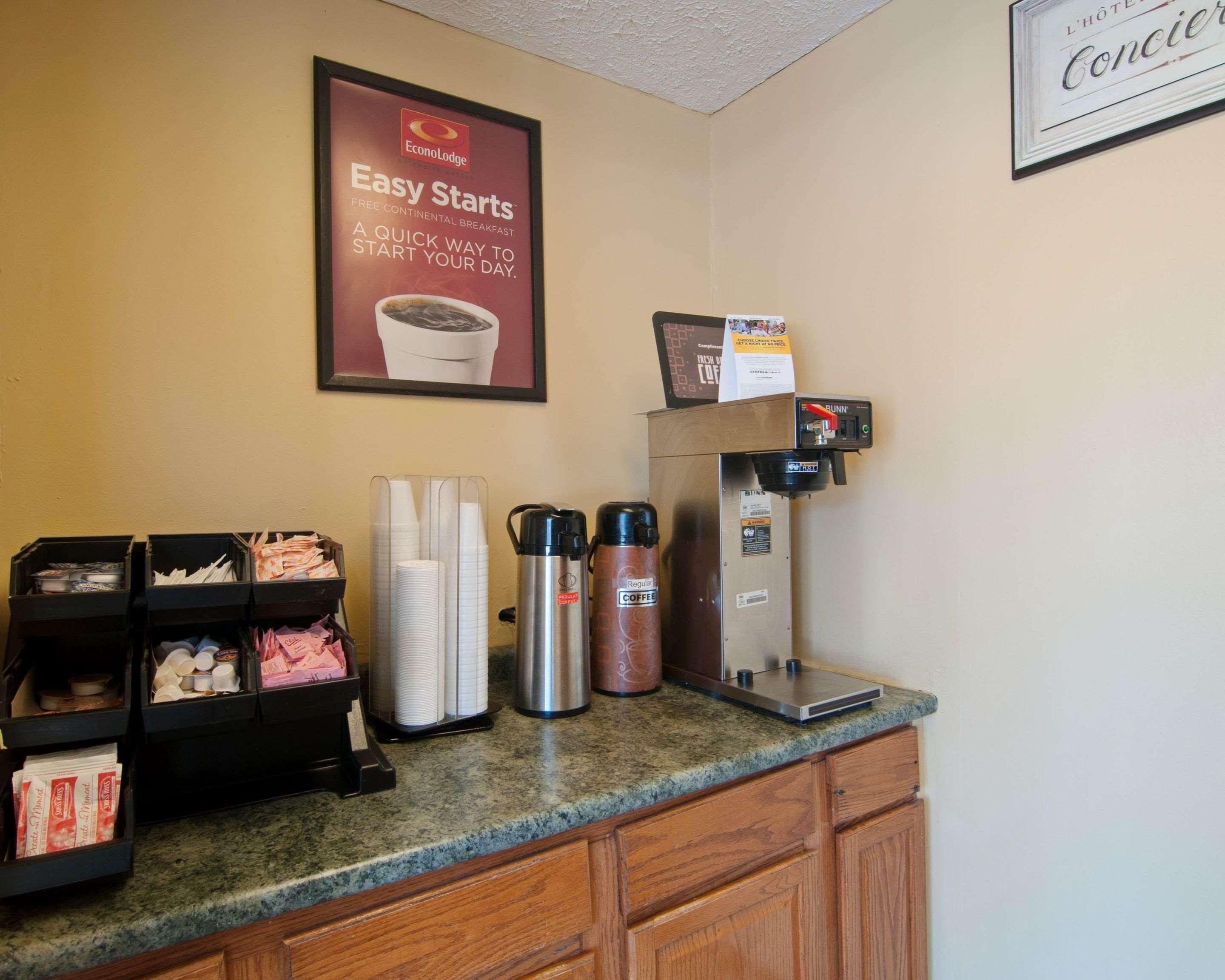 Econo Lodge Near Bluefield College Екстериор снимка