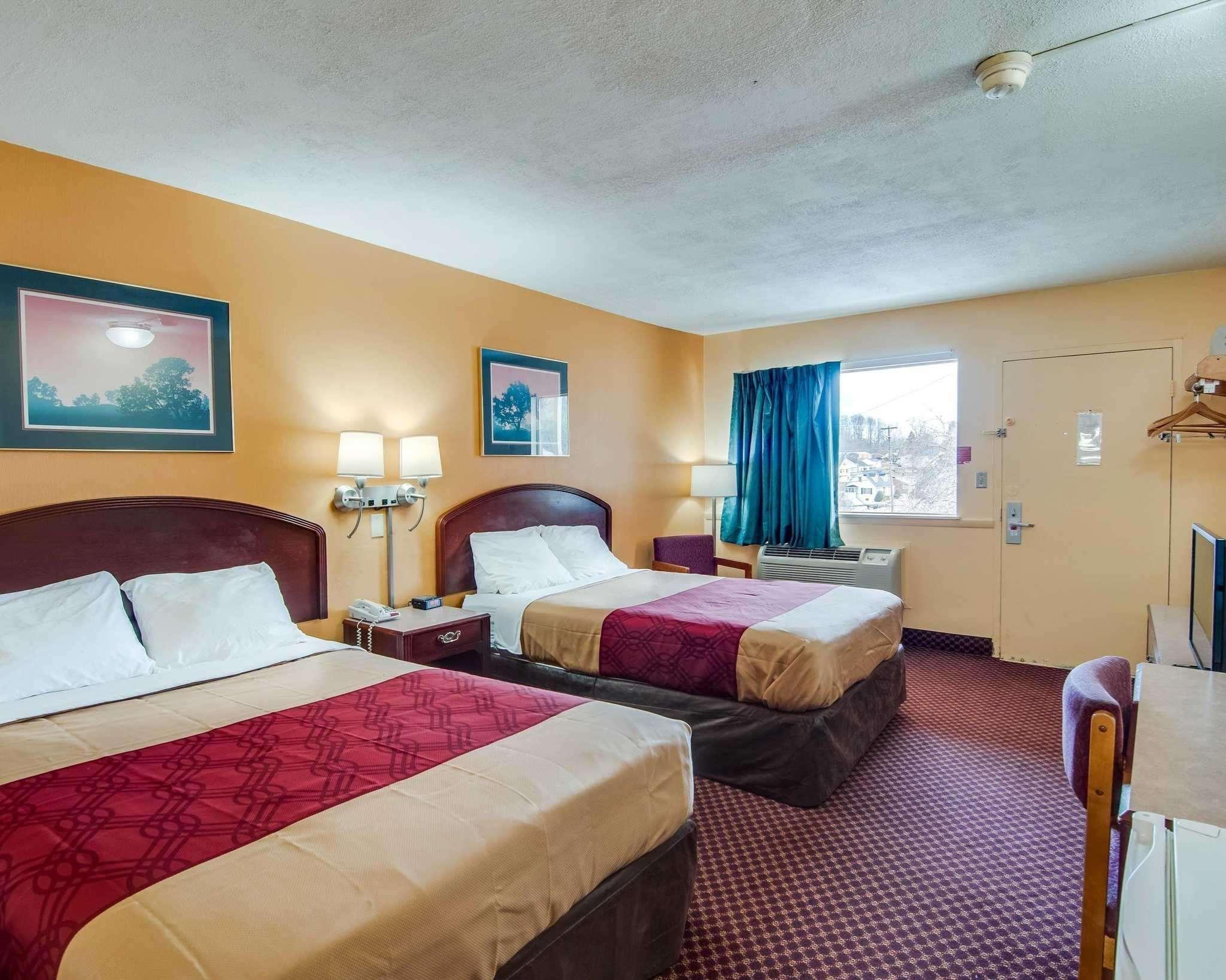 Econo Lodge Near Bluefield College Екстериор снимка