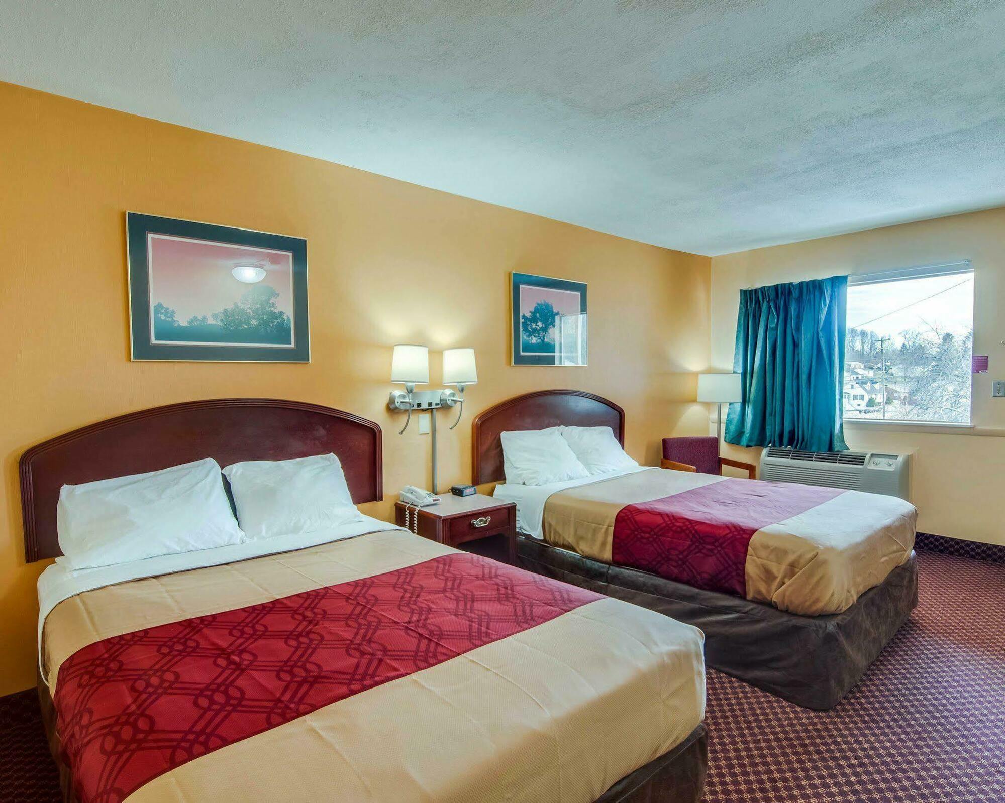 Econo Lodge Near Bluefield College Екстериор снимка